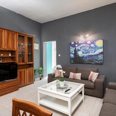 1 Bedroom Apartment With Cosy Backyard Close To Valletta 일 푸리아나 외부 사진
